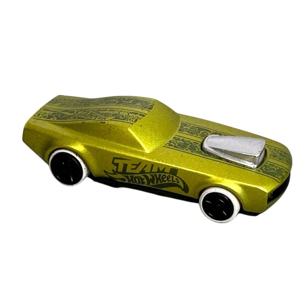 Hot Wheels Car 2012 Green X3150 Mattel